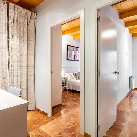 Spacious Sagrada Familia By Myrentalhost Apartamento Barcelona